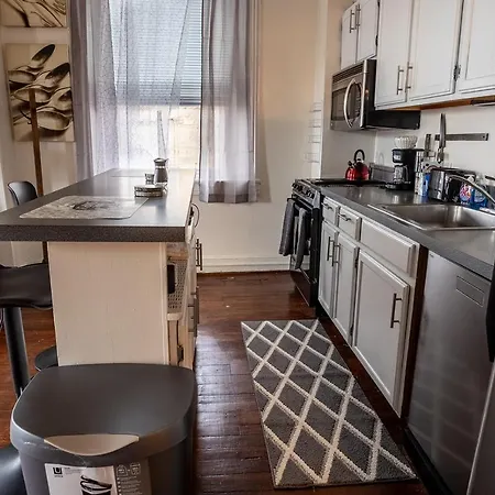 Cozy Historic 3Rdfl Apartment